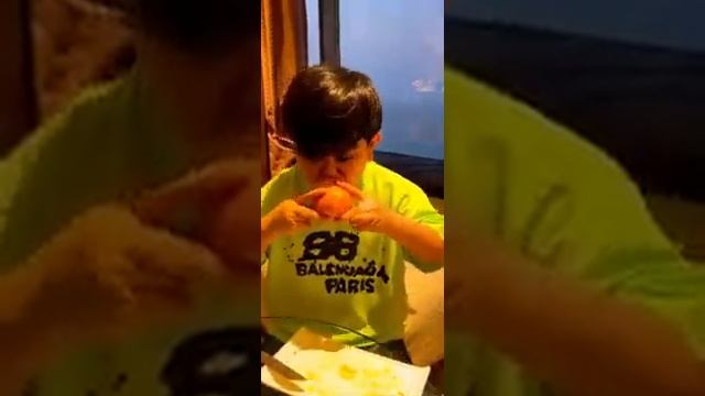 САЙРУ ГАШТИ АБДУРОЗИК ДА ДУШАНБЕ смотреть онлайн