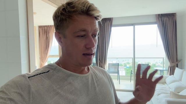 ГДЕ Я ЖИВУ В ТАИЛАНДЕ? МОЯ КВАРТИРА в The Riviera Jomtien. Лучшие комплексы Паттайи! смотреть онлайн