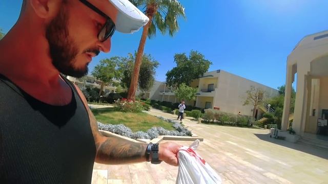 ЗАПУГИВАНИЕ ТУРИСТОВ Cataract Resort Naama Bay 4* Наама Бей Шарм Эль Шейх смотреть онлайн