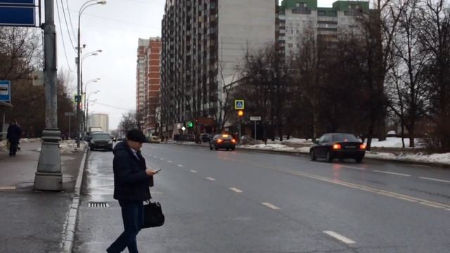 Веерная через дорогу слева смотреть онлайн