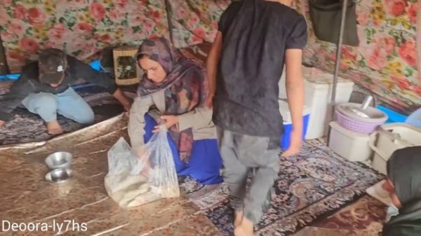 The news of the sale of land and the conflict of Comrade Hojjat on the day when Hossein missed his.