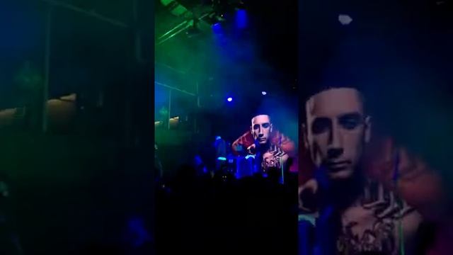 Bumble Beezy x ROUX - Expo [LIVE 2018] ARBAT HALL смотреть онлайн