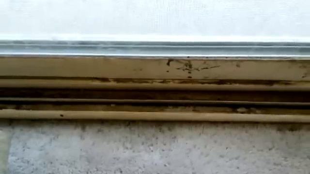 Window Track Cleaning смотреть онлайн