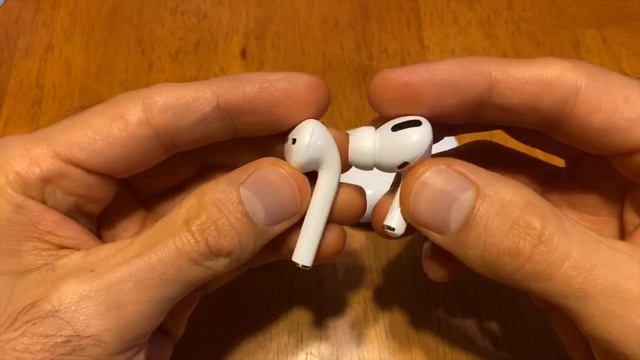 AirPods Pro Unboxing and comparing to AirPod v2 смотреть онлайн