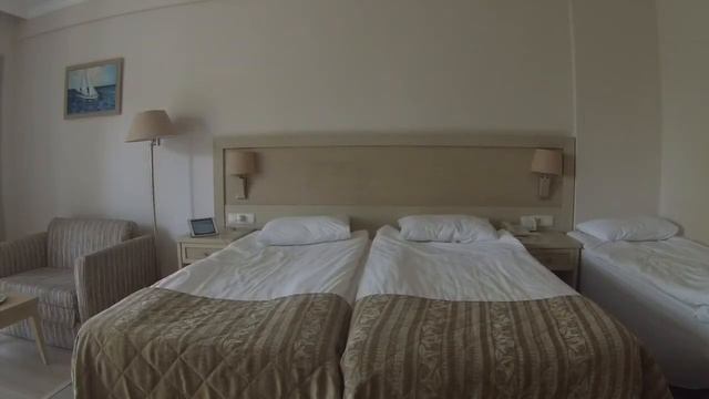 Utopia World Hotel. Review Standard Villa Room