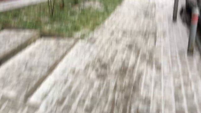 МКД44 19.11.2020 утро 10:08. Работа дворников ООО "УК "РК", входящего в ГК "КАПИТАЛ ИНВЕСТ". смотреть онлайн