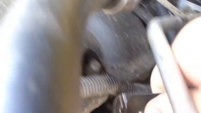 Replacing the PCV valve in my 2007 Jeep Wrangler with the 3.8 liter engine смотреть онлайн