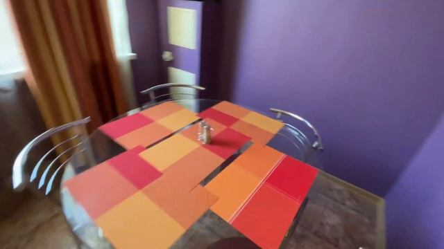 Обзор двухкомнатной квартиры на ул. Морская 5, на втором этаже. смотреть онлайн