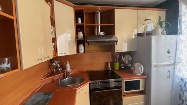 Двушка без вложений, заходи и живи! смотреть онлайн