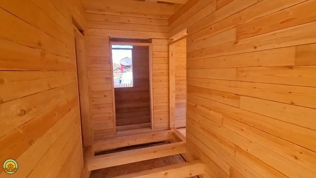 Обзор шикарного полутораэтажного дома из бруса 6 на 8 в стиле барнхаус в Сыктывкаре. Планировка дом смотреть онлайн