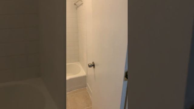 Virtual Tour: 2 Bed 1 Bath at Magnolia Square! смотреть онлайн