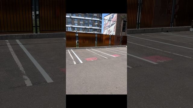 Разметка парковочных мест. Москва смотреть онлайн