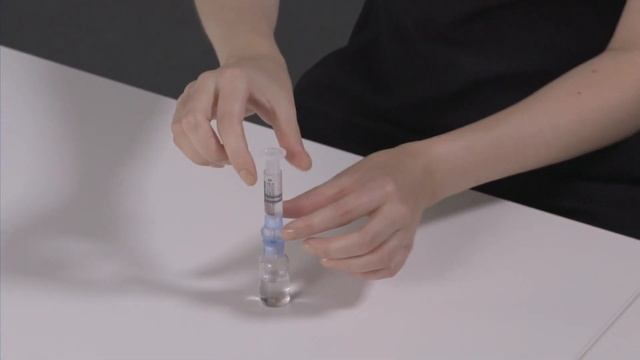 Medtronic™ MiniMed™ Reservoir – Filling the reservoir смотреть онлайн