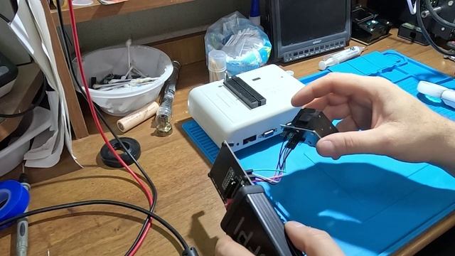 Подключение панельки EMMS от программатора RT809H к программатору UFPI. смотреть онлайн