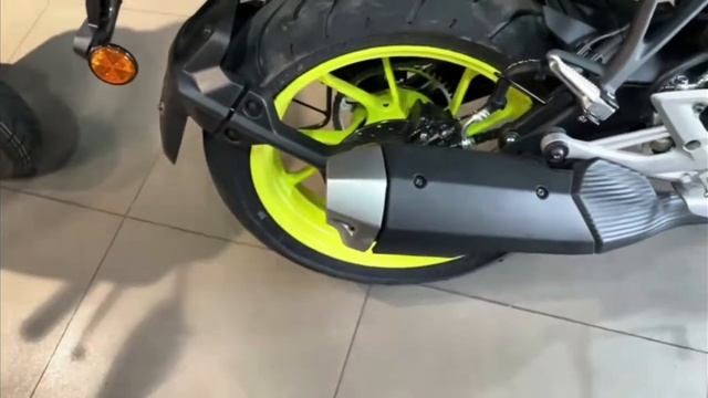 2024 Yamaha MT-15 v3 cyan Green Review | NEW YAMAHA MT-15 v3 2024 | MT-15 PRICE, MILLEAGE,featur смотреть онлайн