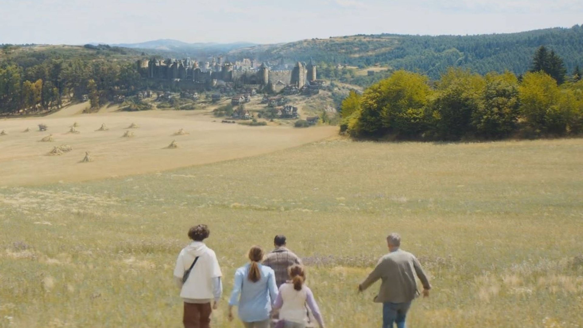 ОБОРОТНИ из маленькой деревушки смотреть онлайн