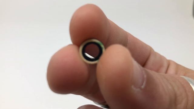 Présentation de la vitre de caméra arrière de qualité d'origine pour iPhone Xr смотреть онлайн