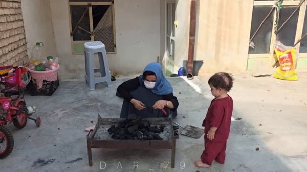 Welfare loan and contractor's promise: Narges is on the verge of building a dream house