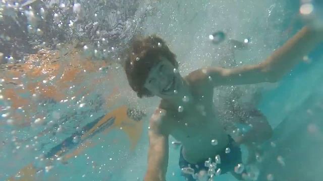 fun @ aquapark utopia смотреть онлайн