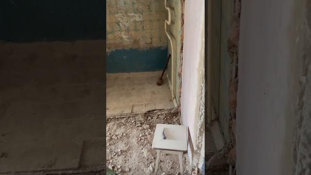 Объединение санузла, демонтаж перегородки. Ремонт квартиры. смотреть онлайн