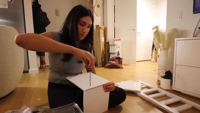 VLOG: Organizing My NYC Apartment And My LIFE.  New Year New Me 2023