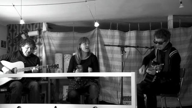 On Every Corner - THE APARTMENTS // live at French Touche, Paris. part3/5 смотреть онлайн
