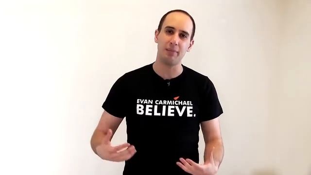 Кто такой Эван Кармайкл?