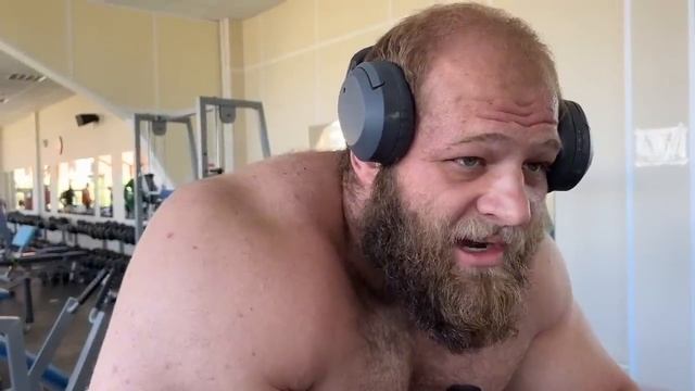 ЖИМ 220х40! ЗАМЕРЫ ГРУДНЫХ! смотреть онлайн