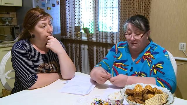 Ахметова «помогла» семья алматинцев осталась без дома, денег и с кредитом смотреть онлайн