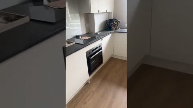 Apartments in the UK смотреть онлайн