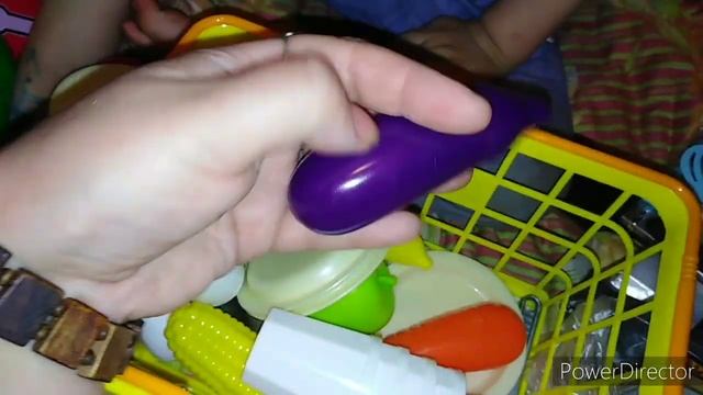 Реакция детей на покупки. смотреть онлайн