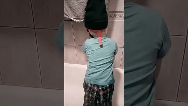 прорвало трубу смотреть онлайн