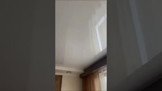 Глянцевый натяжной потолок#ремонт#дизайнинтерьера#home#ремонтквартир#интерьер смотреть онлайн