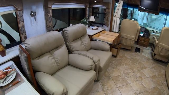 2007 Holiday Rambler Scepter 42' SUPER CLEAN! 🧽 смотреть онлайн
