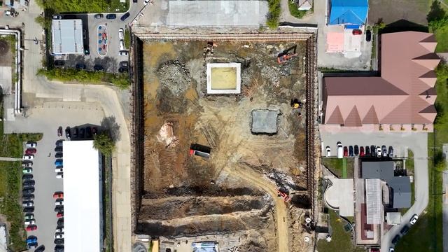 Офисный центр на ул. Челюскинцев: ход строительства, май 2024 г.