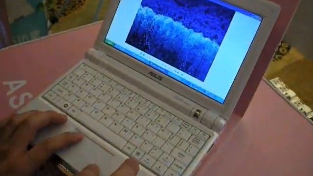 Eee PC Multi-Touch Pad Demo смотреть онлайн