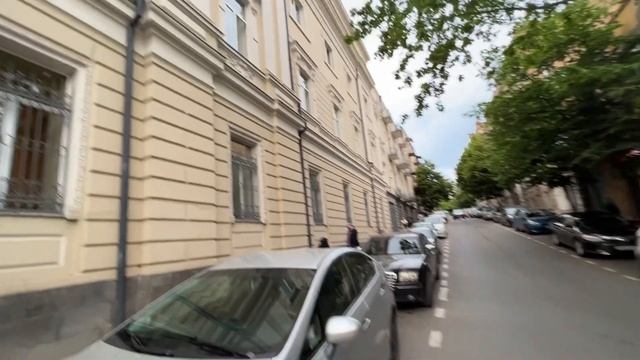 Тбилиси. Улица Грибоедова. Культурный вечер в Консерватории. смотреть онлайн