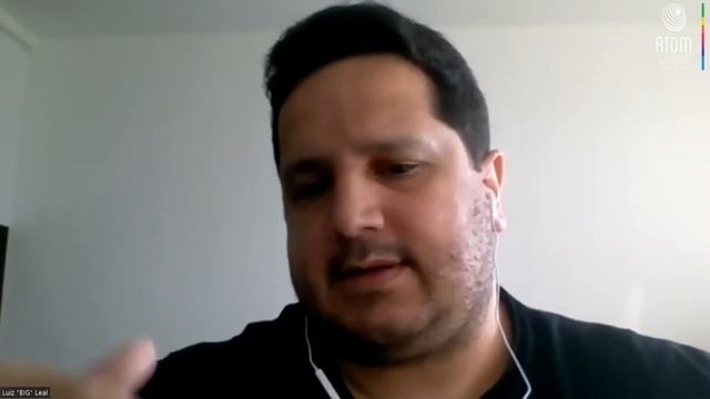 Podcast Da Ásia à América: A Trajetória de Um Designer Industrial смотреть онлайн