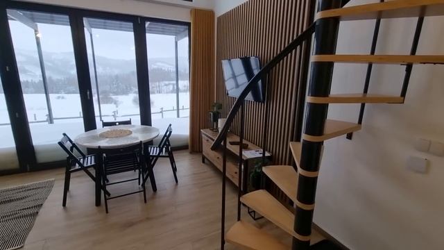 Umeblowany Dom 35m2 z widokiem na góry, który czeka na Ciebie! Zobacz wykończony DOM. смотреть онлайн