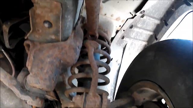 Beach, Park, and fixing the suspension rods on a Jeep смотреть онлайн
