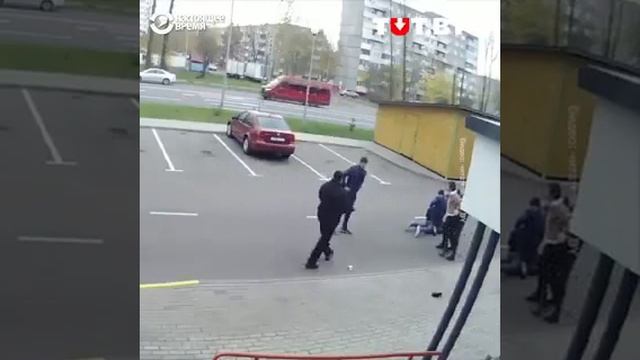 Неизвестные люди нападают (Беларусь) смотреть онлайн