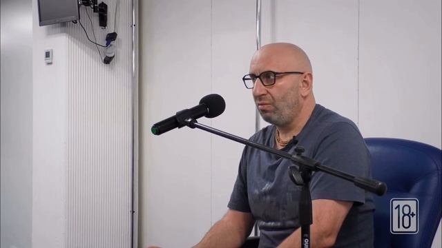 Как сознаться мужчине в пережитой болезни? Сатья Дас #женщина #болезнь #сатьядас #семья #психология