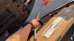 Замена липкой дверной ручки БМВ Е90 LCI