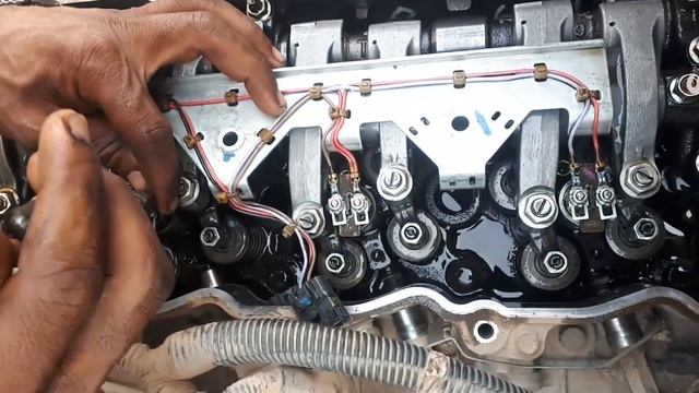 Electronic Engine 6HK1 Injector Fald Sound Checking Injector Open ISUZU Fvz280