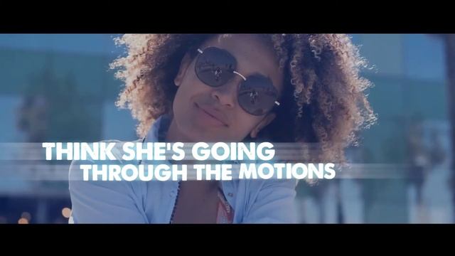 Mfon Umoh - Gimme Love ft. King Charisma (Lyric Video) смотреть онлайн