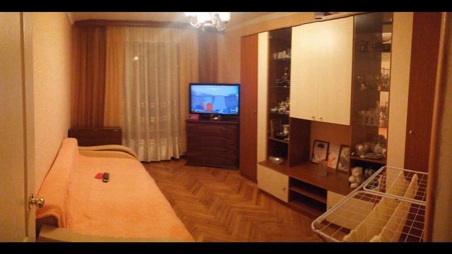 Отличная трешка с балконом на Молодежной смотреть онлайн