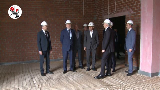 Судная новостройка в Академе перевалила за экватор смотреть онлайн