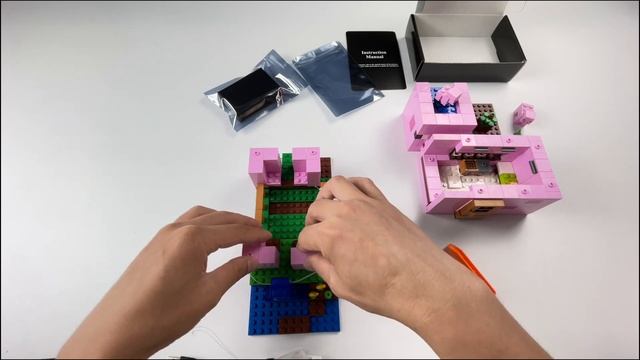 B01 Installation Instruction Of Light Set For LEGO Minecraft The Pig House 21170 смотреть онлайн