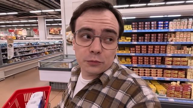 Влог. Готовимся к лету, пора покупать солнцезащитные крема. Закупки в ночном магазине смотреть онлайн