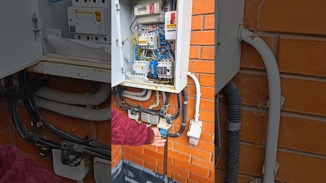 Электрика подключена к системе "Умный дом". Продам дом для рачительного хозяина.Переезд на ПМЖ на Ю смотреть онлайн